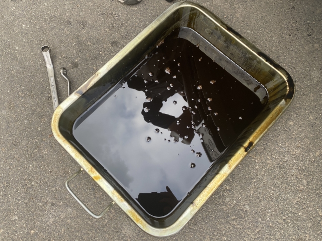 廃油は適切に処理しなければ法令違反となる